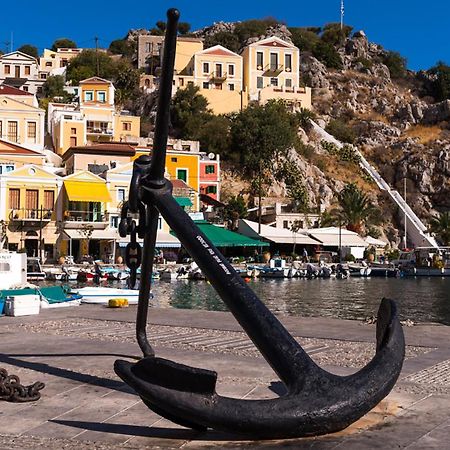 Ritzi Apartment Symi Bagian luar foto